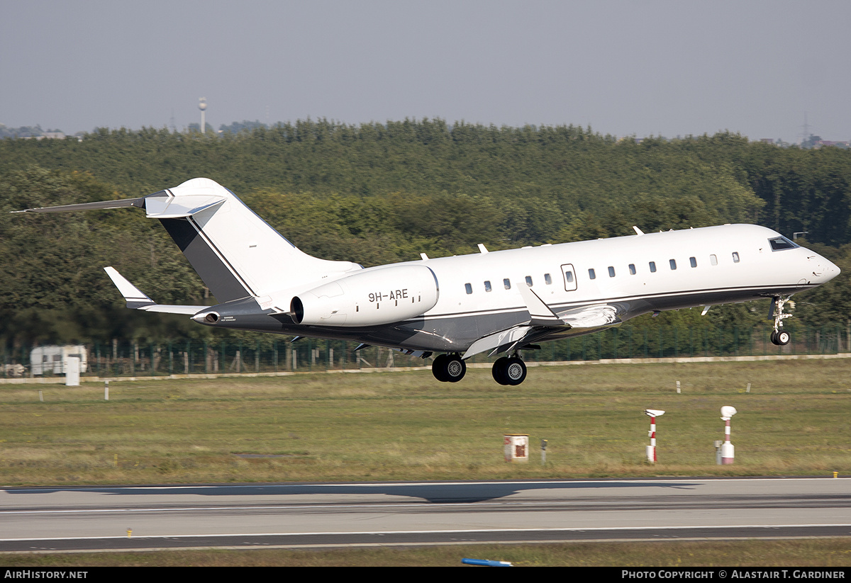 Aircraft Photo of 9H-ARE | Bombardier Global 5000 (BD-700-1A11) | AirHistory.net #669924