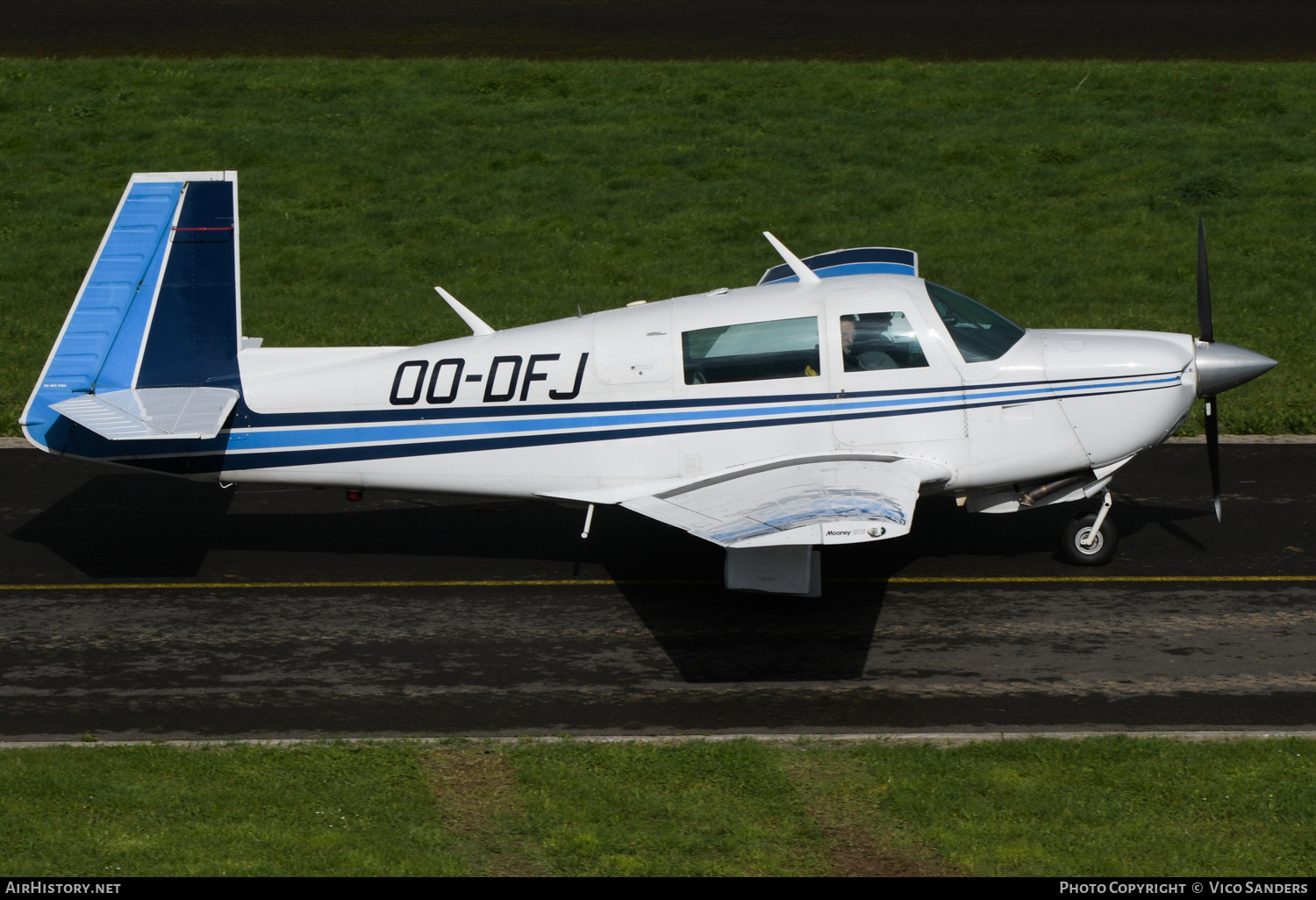 Aircraft Photo of OO-DFJ | Mooney M-20J 201 | AirHistory.net #669927