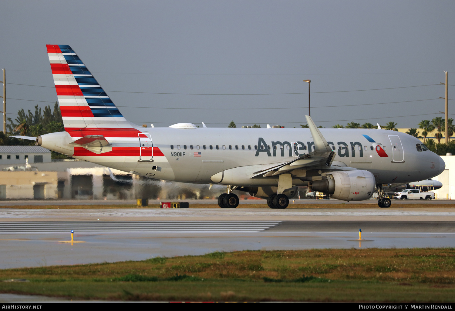 Aircraft Photo of N9011P | Airbus A319-115 | American Airlines | AirHistory.net #669948