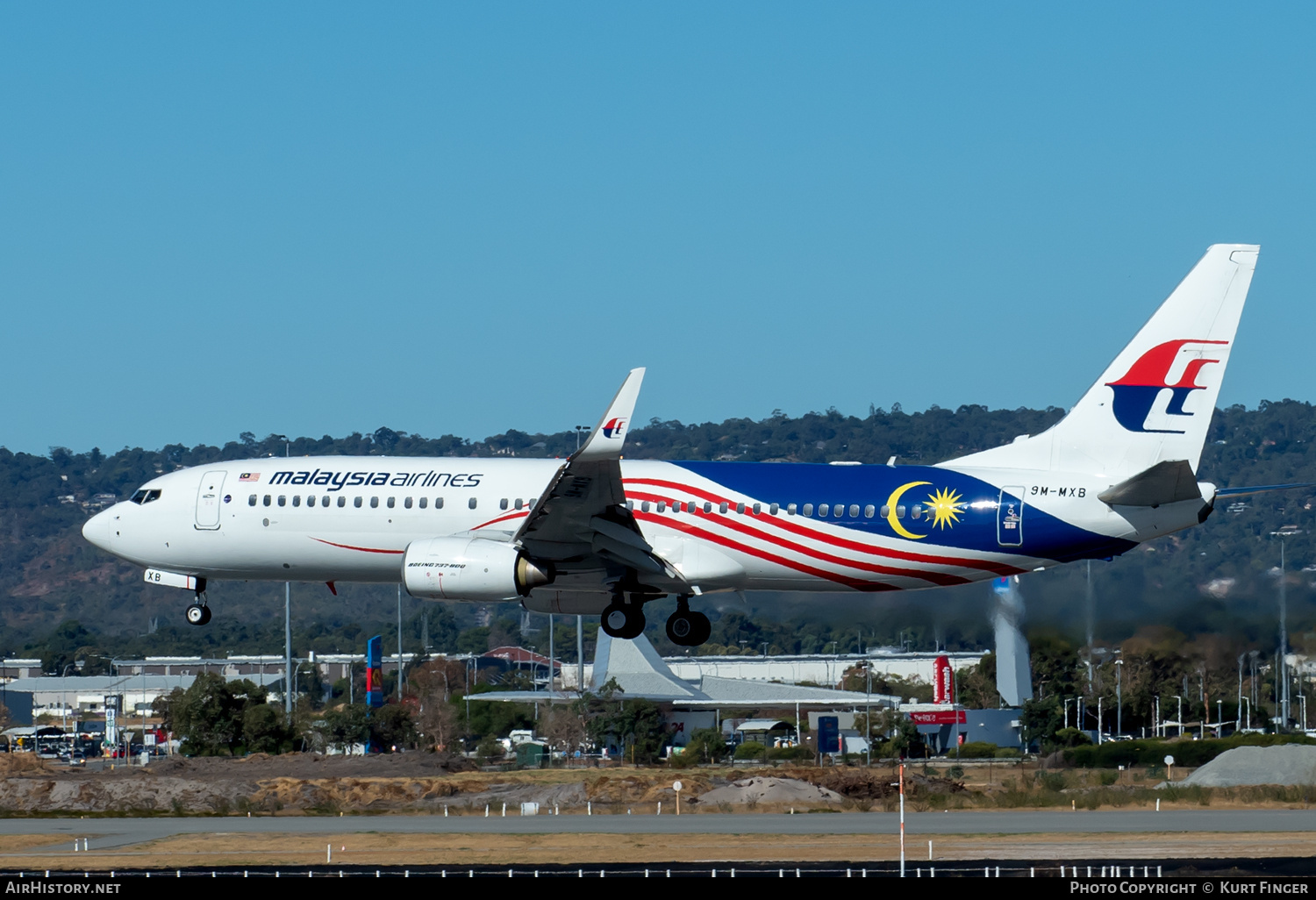 Aircraft Photo of 9M-MXB | Boeing 737-8H6 | Malaysia Airlines | AirHistory.net #670024