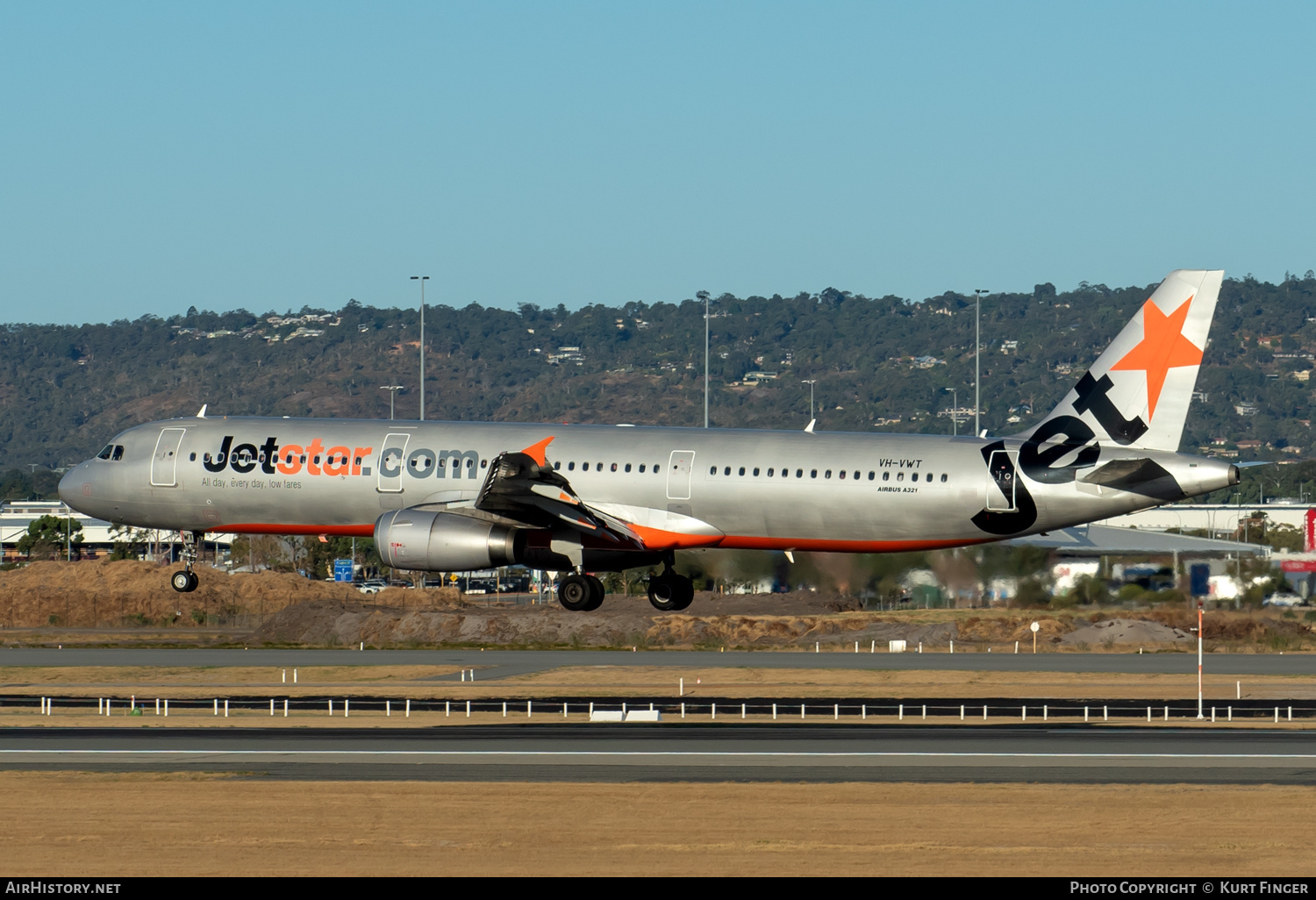 Aircraft Photo of VH-VWT | Airbus A321-231 | Jetstar Airways | AirHistory.net #670065