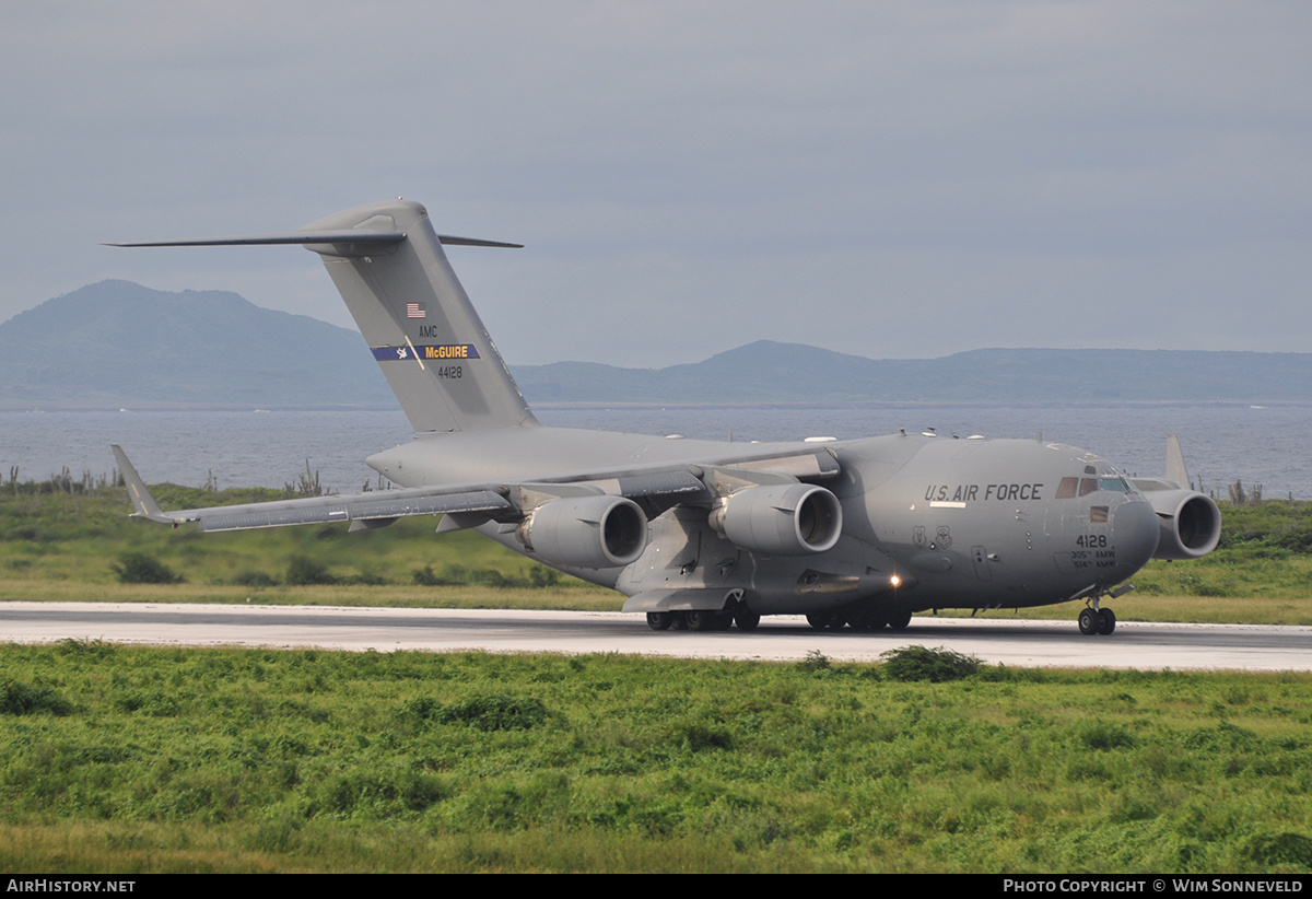 Aircraft Photo of 04-4128 / 44128 | Boeing C-17A Globemaster III | USA - Air Force | AirHistory.net #670099