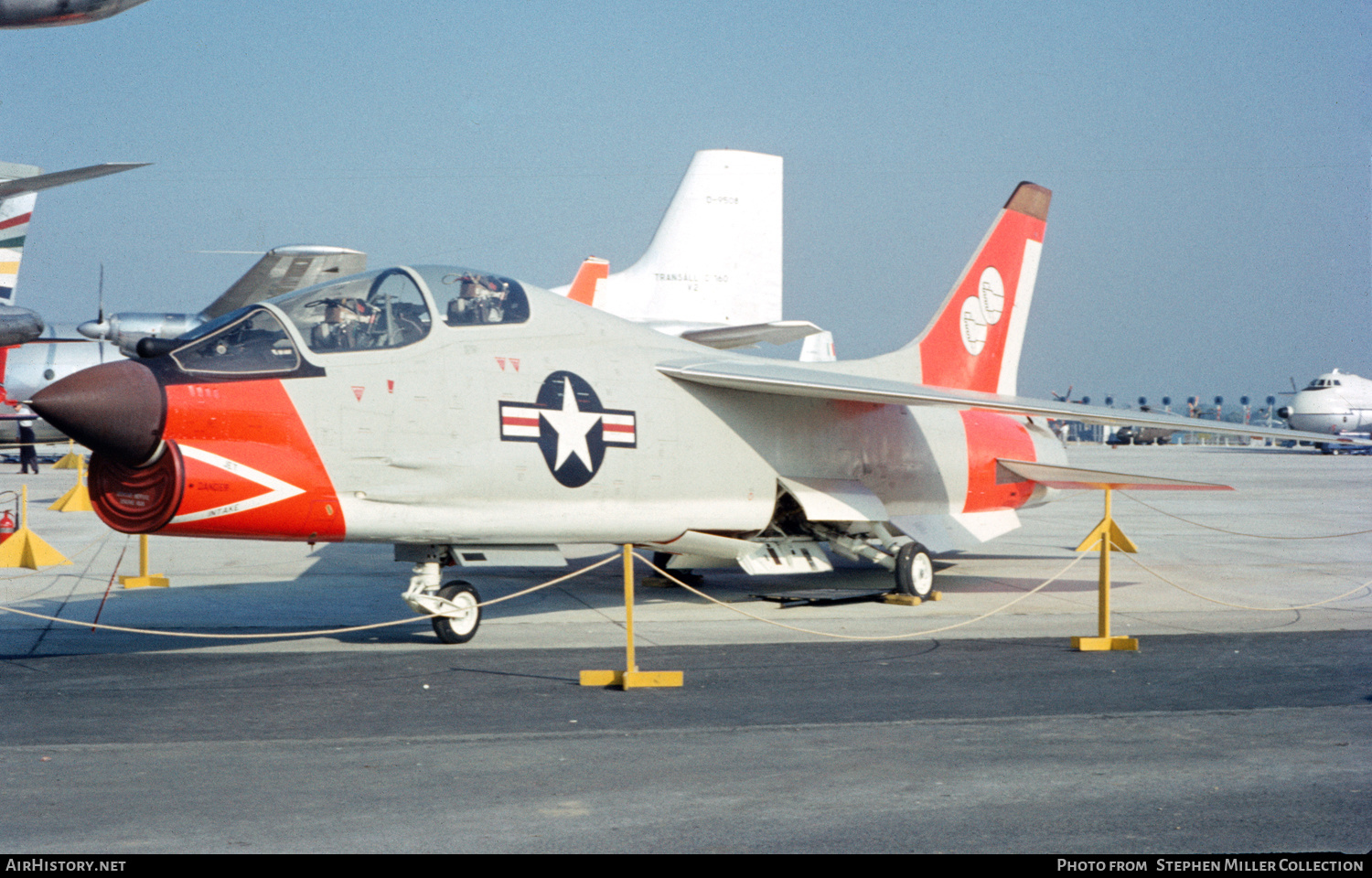 Aircraft Photo of 143710 | Vought NTF-8A Crusader | USA - Navy | AirHistory.net #670185