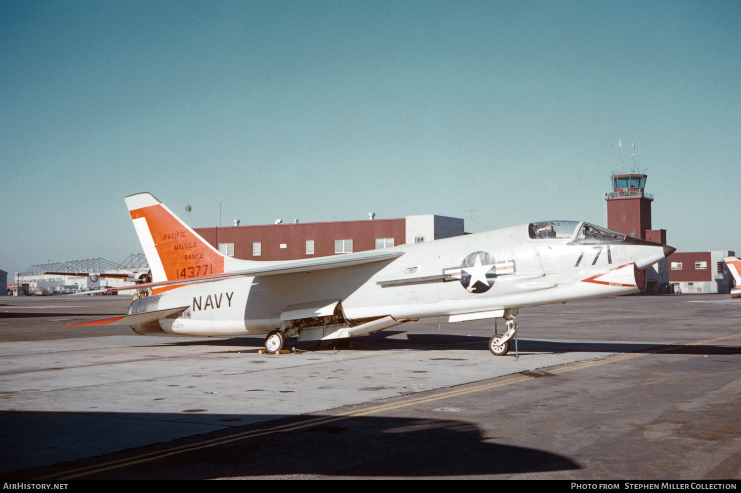 Aircraft Photo of 143771 | Vought DF-8A Crusader | USA - Navy | AirHistory.net #670196