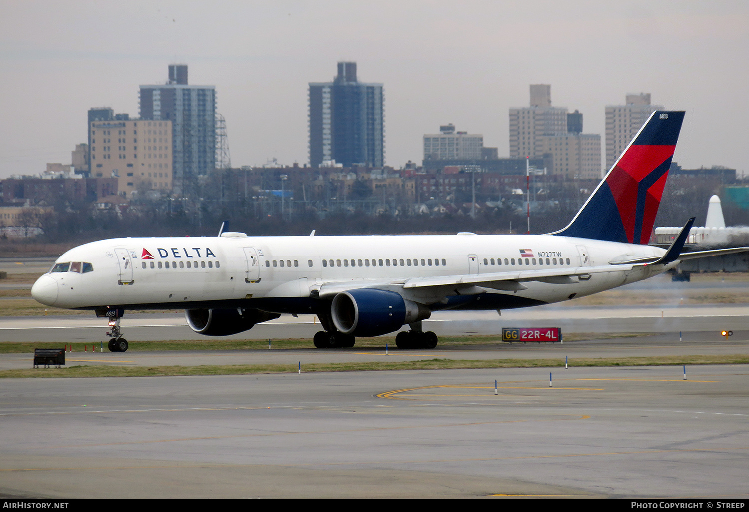 Aircraft Photo of N727TW | Boeing 757-231 | Delta Air Lines | AirHistory.net #670226