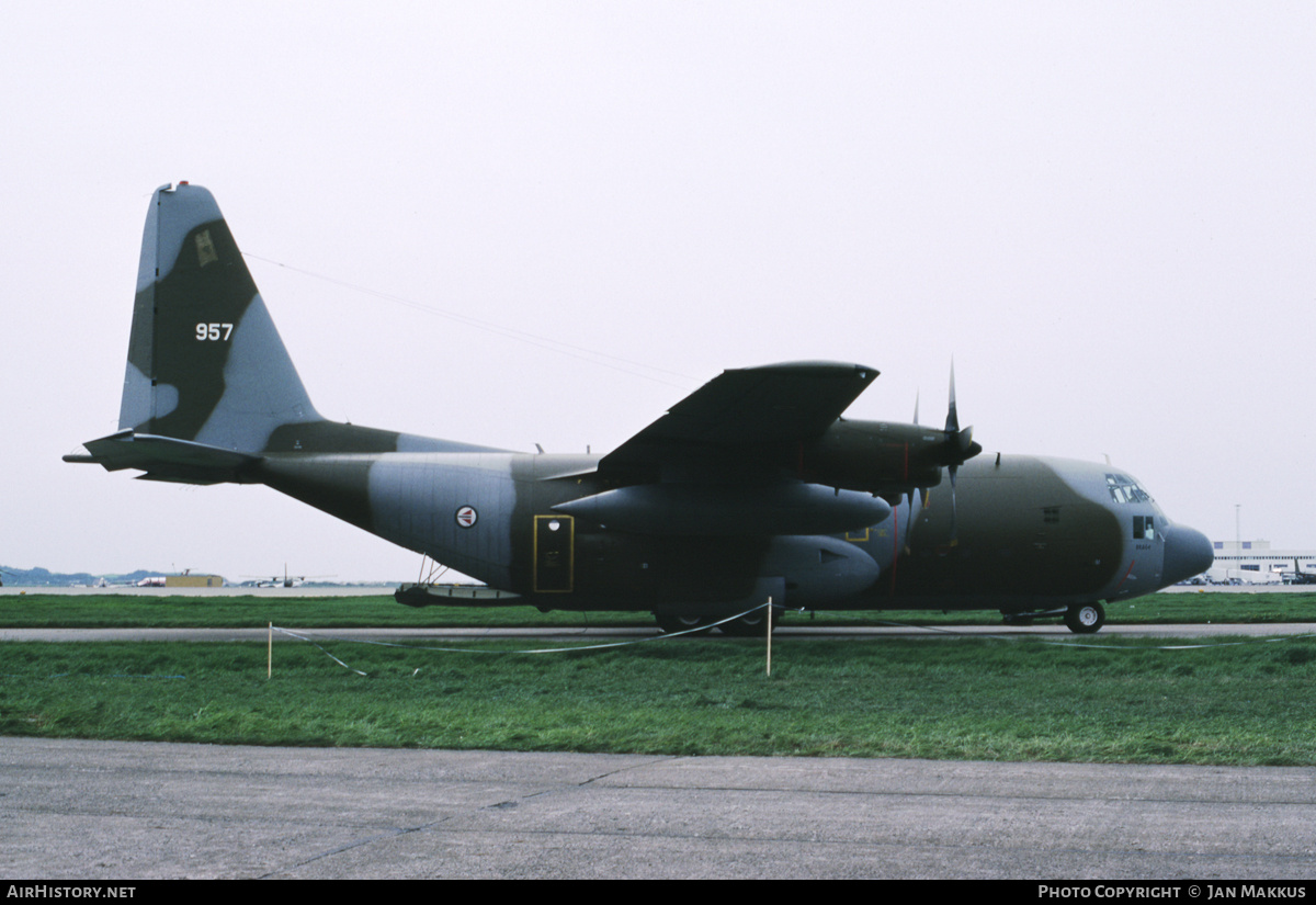 Aircraft Photo of 957 | Lockheed C-130H Hercules | Norway - Air Force | AirHistory.net #670306