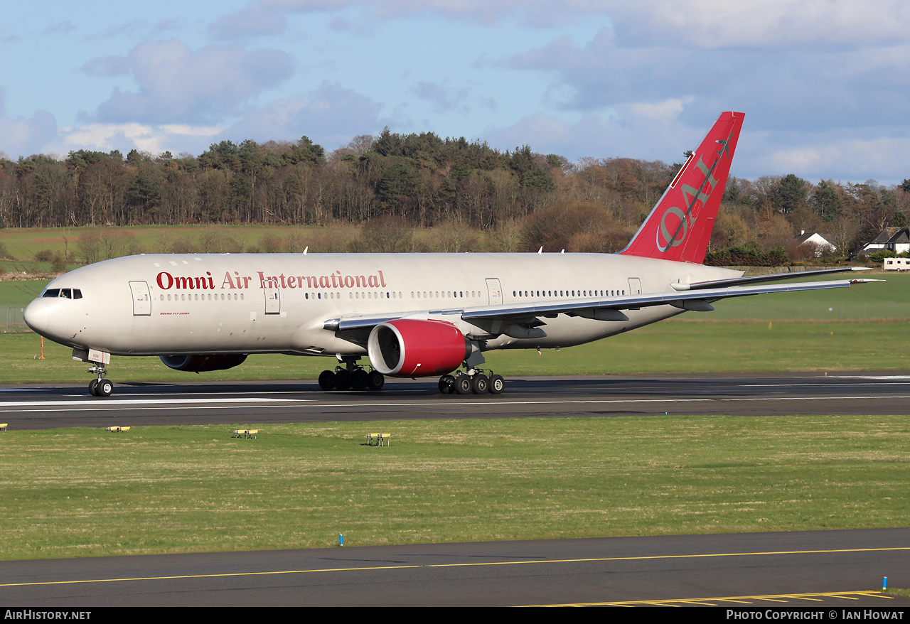 Aircraft Photo of N828AX | Boeing 777-2U8/ER | Omni Air International - OAI | AirHistory.net #670316