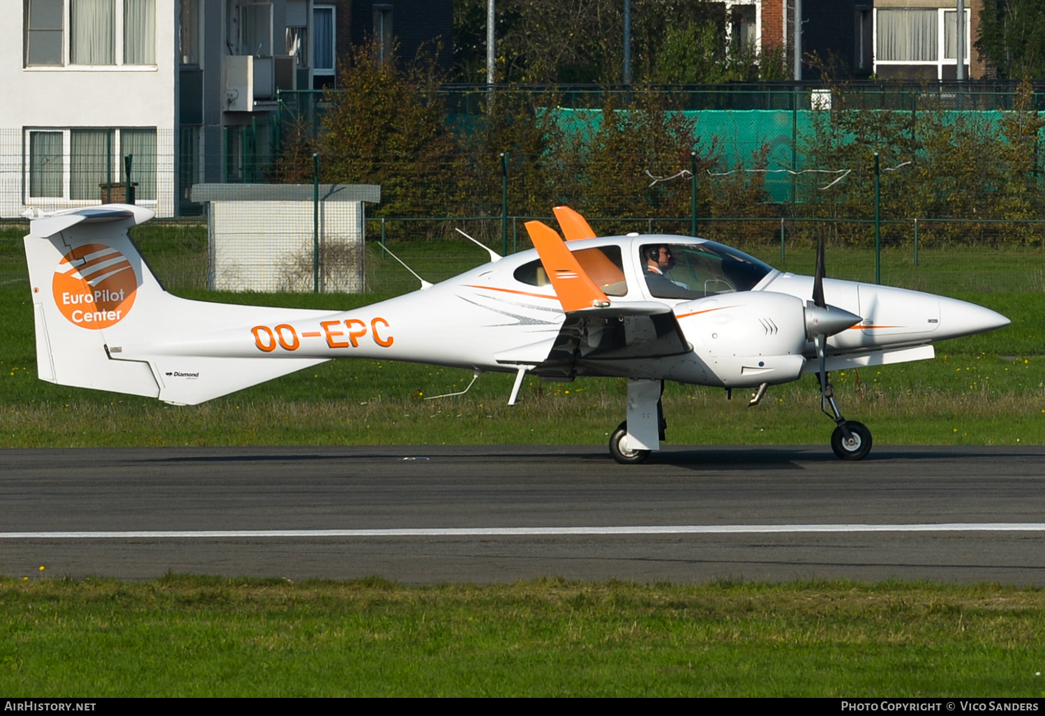 Aircraft Photo of OO-EPC | Diamond DA42 Twin Star | EuroPilot Center | AirHistory.net #670436