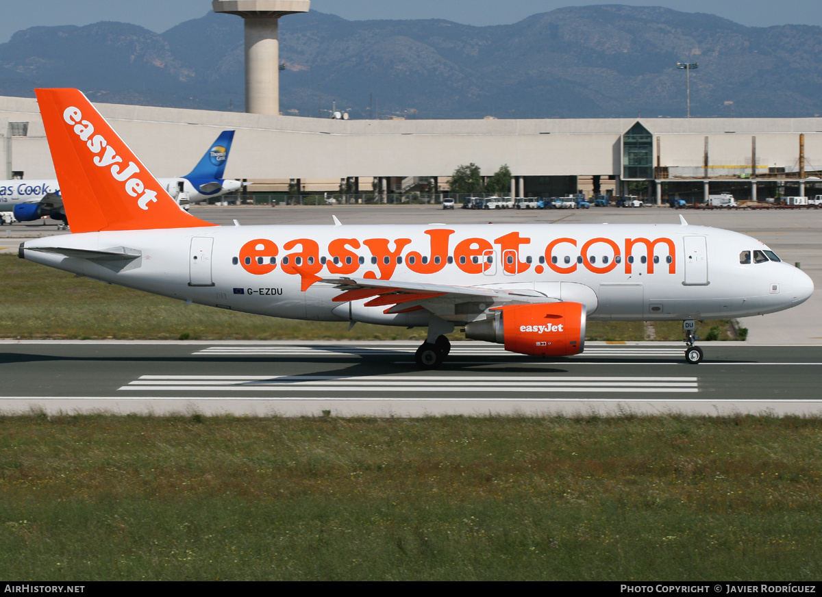 Aircraft Photo of G-EZDU | Airbus A319-111 | EasyJet | AirHistory.net #670469