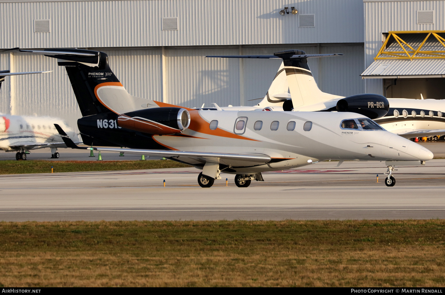 Aircraft Photo of N631JS | Embraer EMB-505 Phenom 300 | AirHistory.net #670472