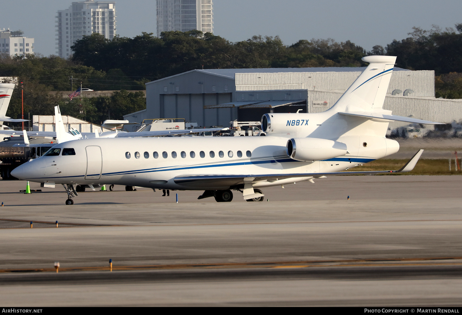 Aircraft Photo of N887X | Dassault Falcon 7X | AirHistory.net #670506