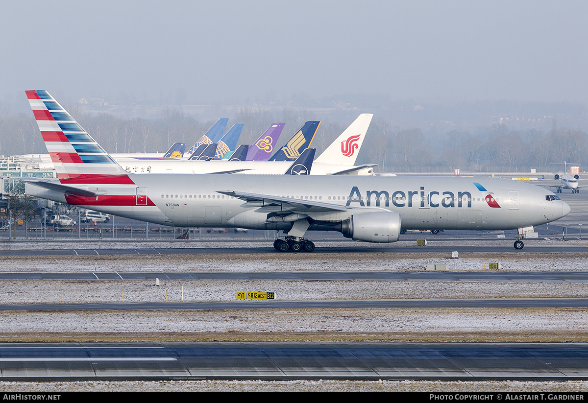 Aircraft Photo of N758AN | Boeing 777-223/ER | American Airlines | AirHistory.net #670525