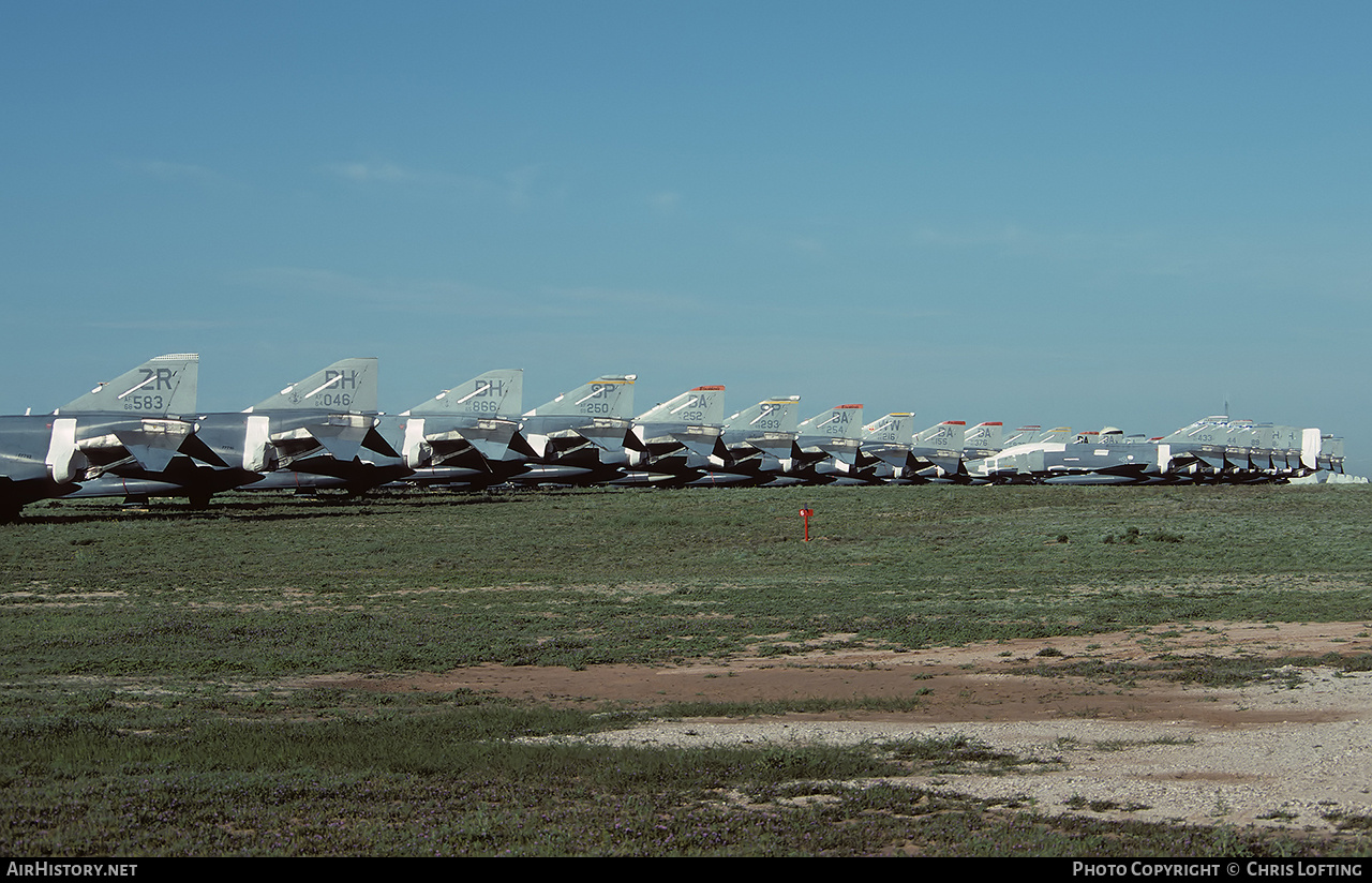 Aircraft Photo of 68-0583 / AF68-583 | McDonnell Douglas RF-4C Phantom II | USA - Air Force | AirHistory.net #670559
