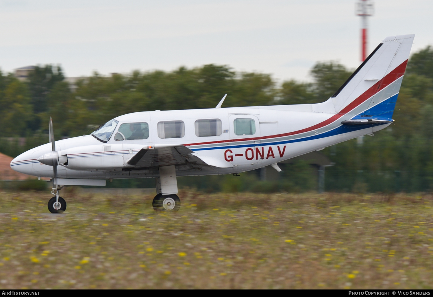 Aircraft Photo of G-ONAV | Piper PA-31 Navajo C | AirHistory.net #670593