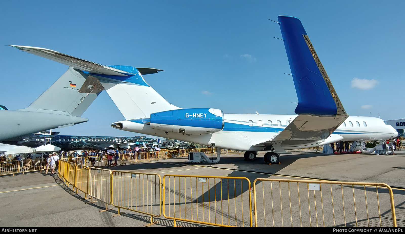 Aircraft Photo of G-HNEY | Bombardier Global 7500 (BD-700-2A12) | AirHistory.net #670631