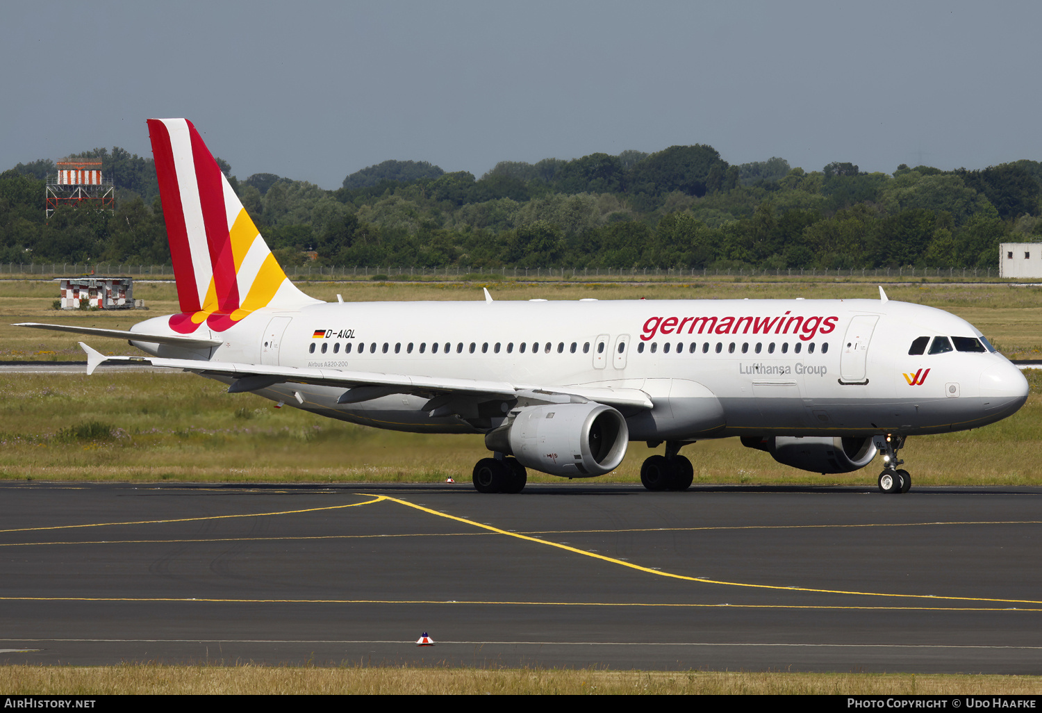 Aircraft Photo of D-AIQL | Airbus A320-211 | Germanwings | AirHistory.net #670798