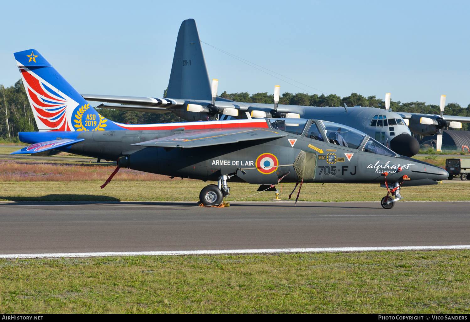 Aircraft Photo of E33 | Dassault-Dornier Alpha Jet E | France - Air Force | Alphajet Solo Display (ASD 2019) | AirHistory.net #670856