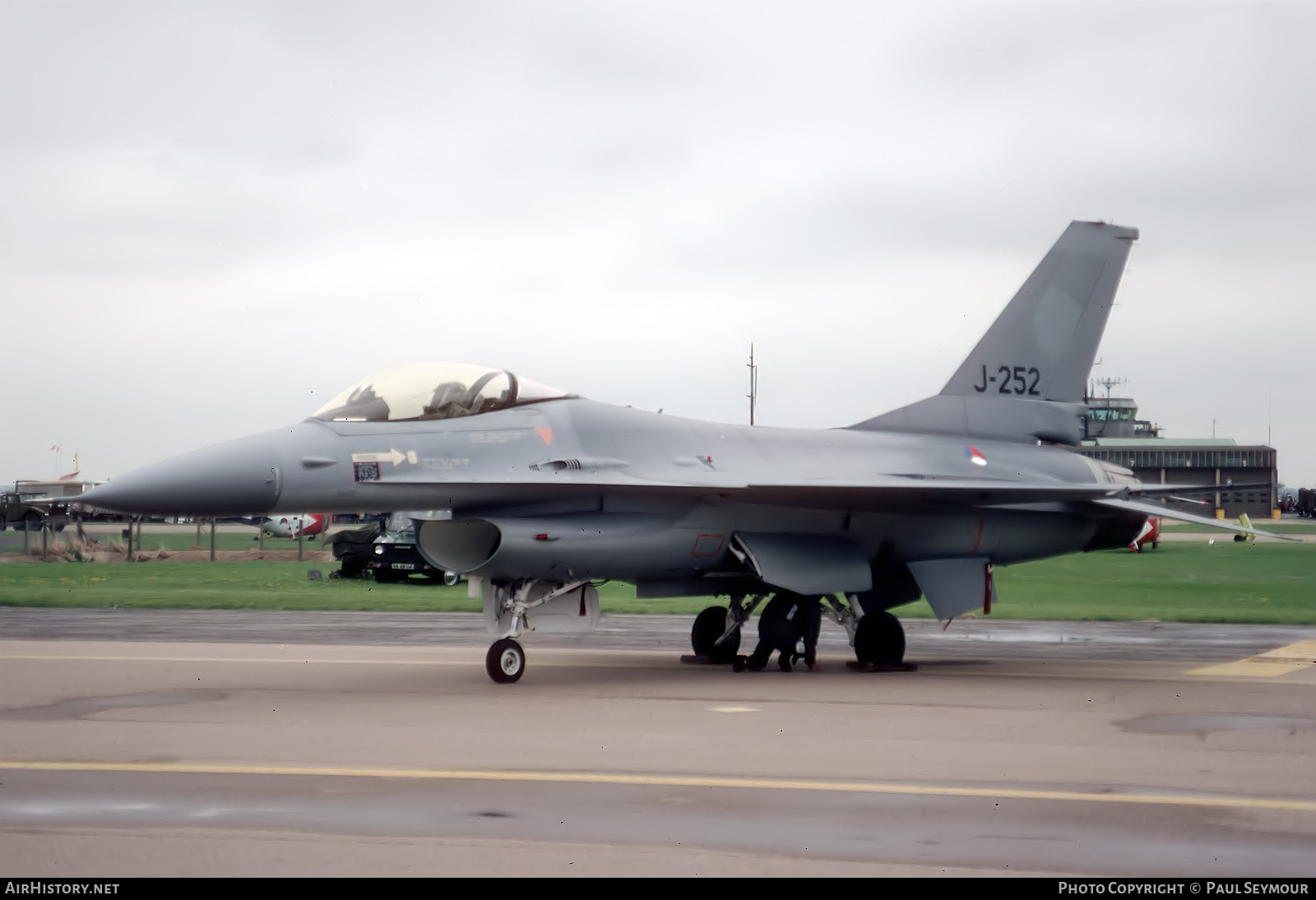 Aircraft Photo of J-252 | General Dynamics F-16A Fighting Falcon | Netherlands - Air Force | AirHistory.net #670942