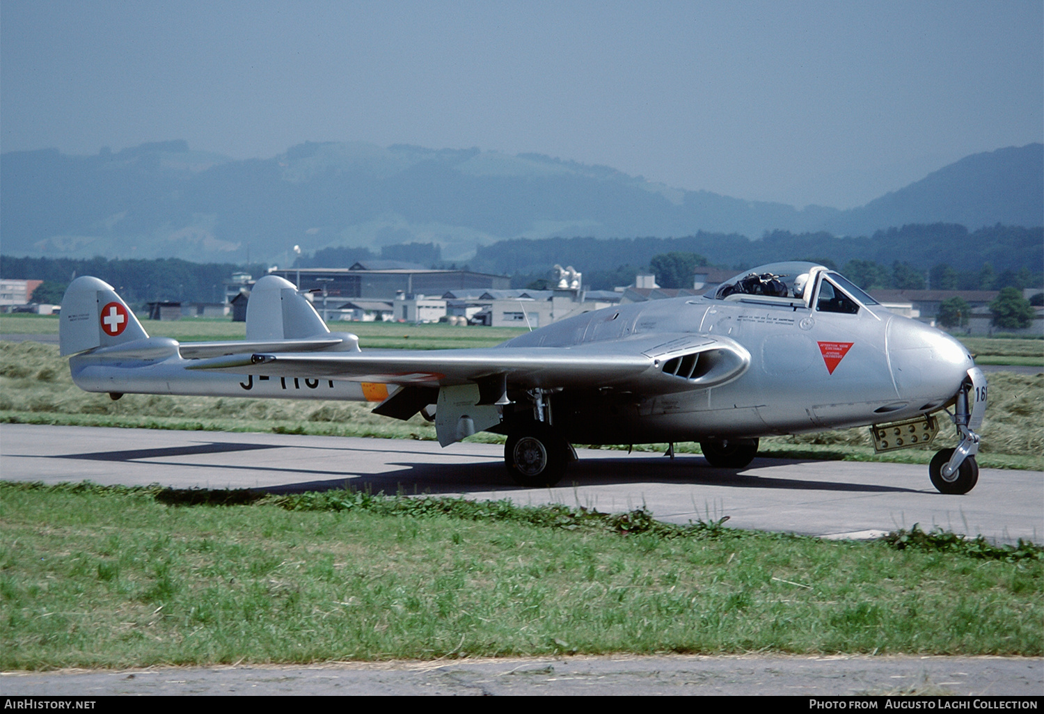 Aircraft Photo of J-1167 | De Havilland D.H. 100 Vampire FB6 | Switzerland - Air Force | AirHistory.net #670952