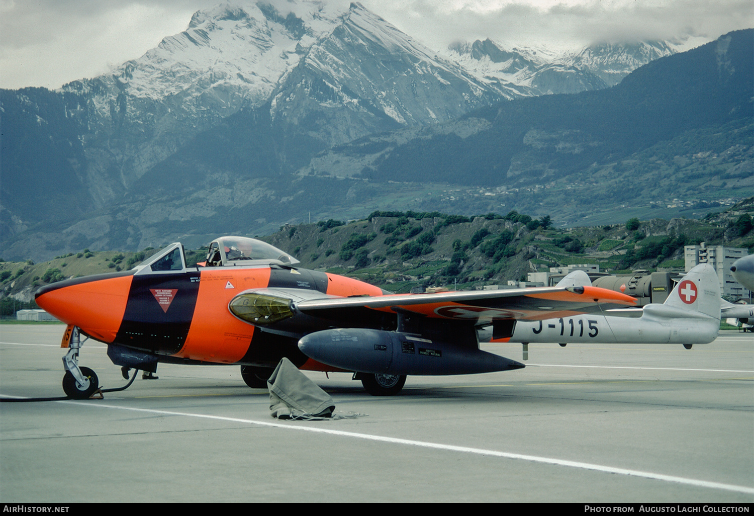Aircraft Photo of J-1115 | De Havilland D.H. 100 Vampire FB6 | Switzerland - Air Force | AirHistory.net #671113