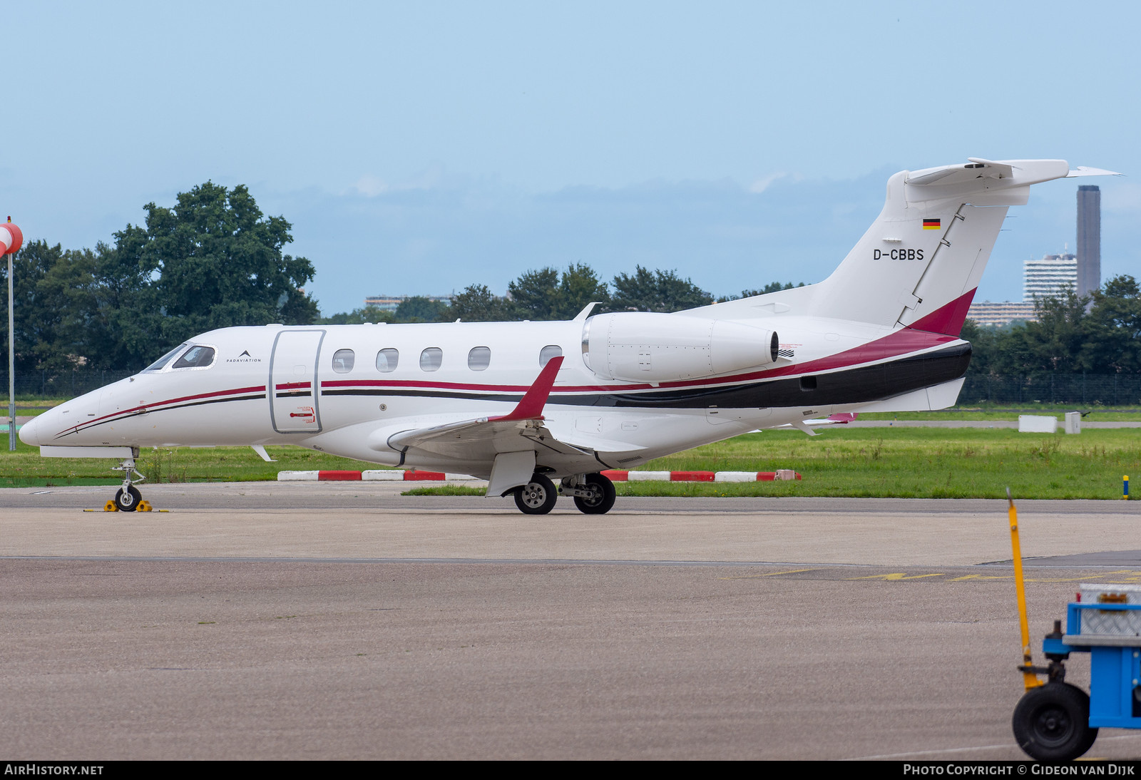 Aircraft Photo of D-CBBS | Embraer EMB-505 Phenom 300 | PadAviation | AirHistory.net #671141