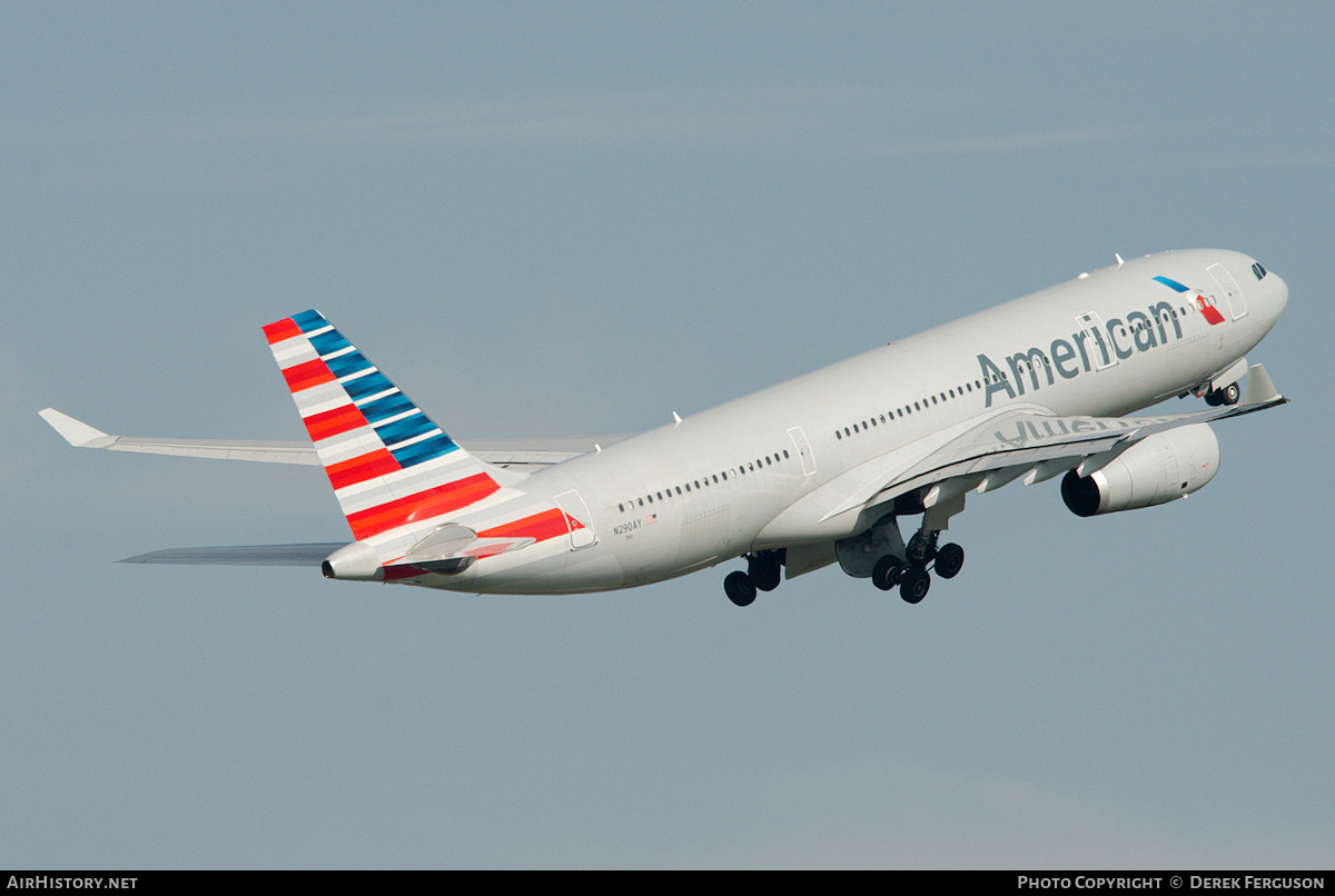 Aircraft Photo of N290AY | Airbus A330-243 | American Airlines | AirHistory.net #671145