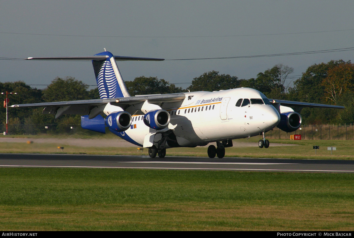 Aircraft Photo of OO-DWI | British Aerospace Avro 146-RJ100 | SN Brussels Airlines | AirHistory.net #671154