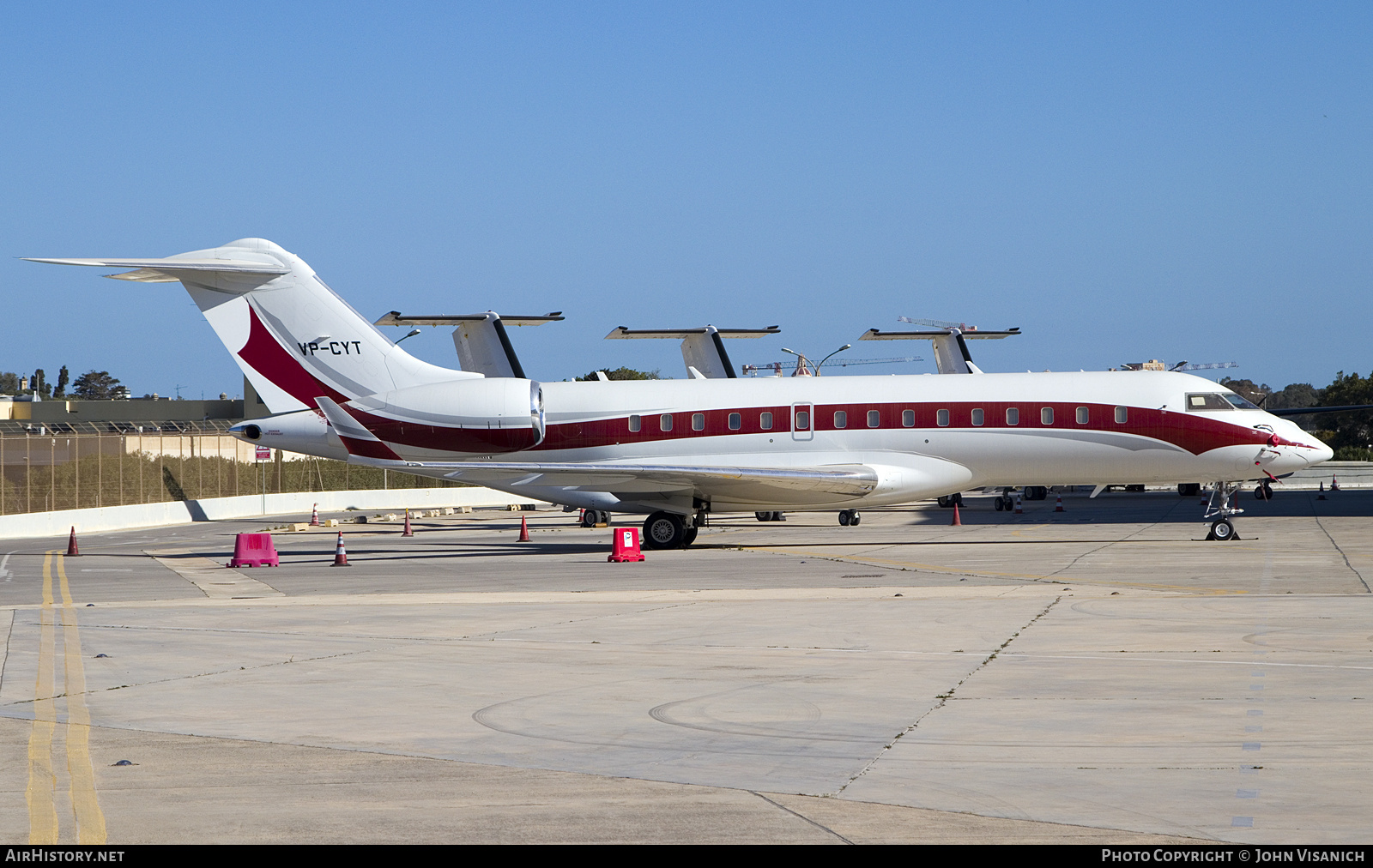 Aircraft Photo of VP-CYT | Bombardier Global Express XRS (BD-700-1A10) | AirHistory.net #671222