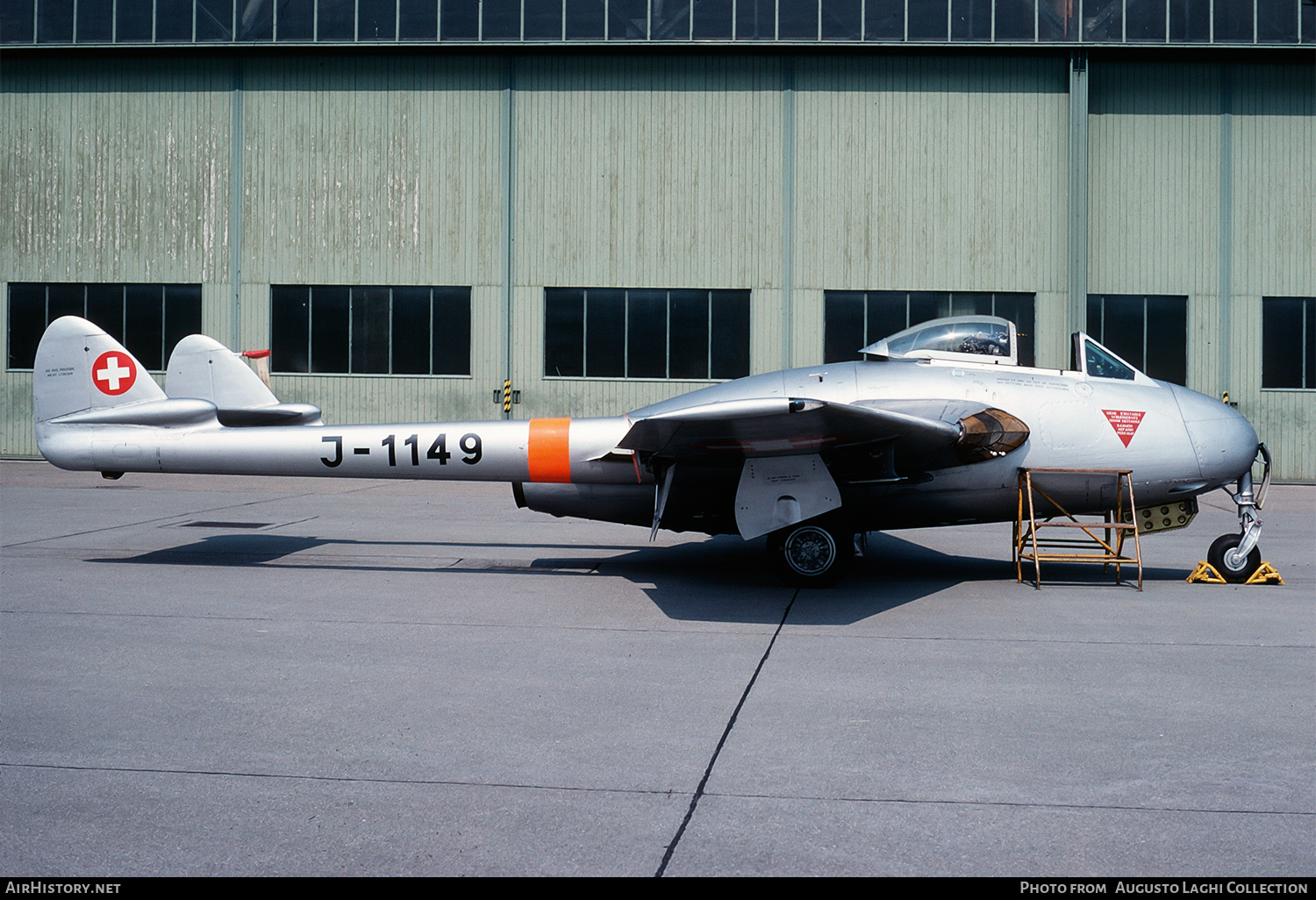 Aircraft Photo of J-1149 | De Havilland D.H. 100 Vampire FB6 | Switzerland - Air Force | AirHistory.net #671312