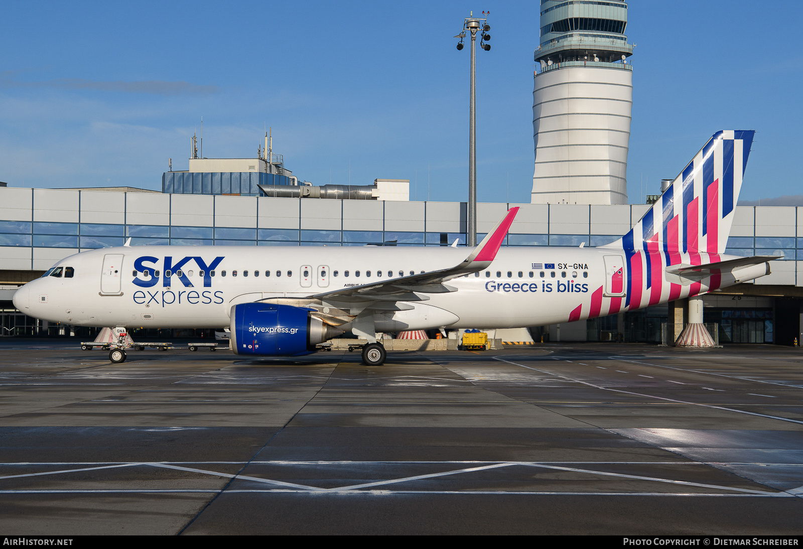 Aircraft Photo of SX-GNA | Airbus A320-251N | Sky Express | AirHistory.net #671503