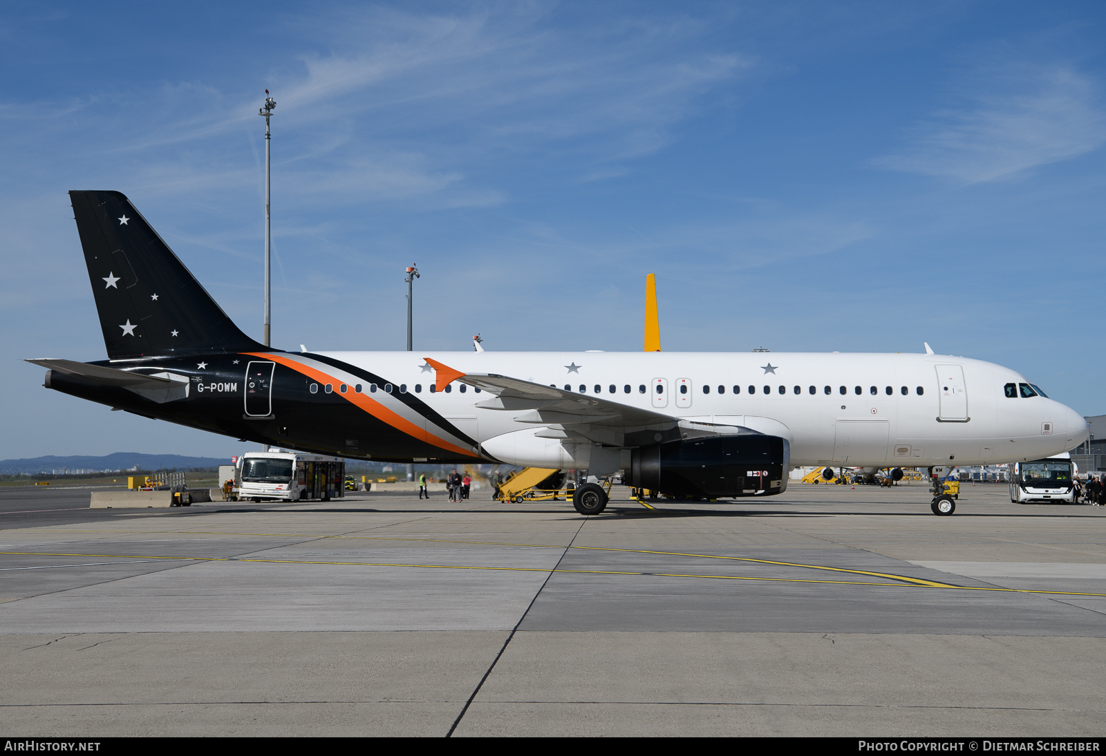 Aircraft Photo of G-POWM | Airbus A320-232 | Titan Airways | AirHistory.net #671523