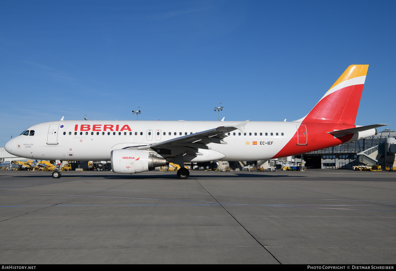 Aircraft Photo of EC-IEF | Airbus A320-214 | Iberia | AirHistory.net #671563