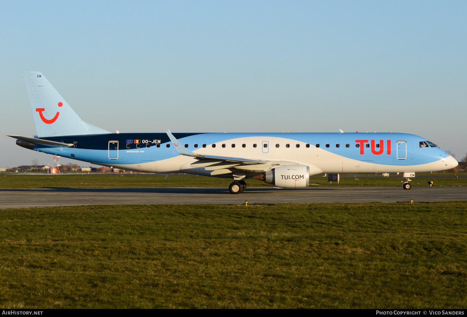 Aircraft Photo of OO-JEM | Embraer 190STD (ERJ-190-100STD) | TUI | AirHistory.net #671567