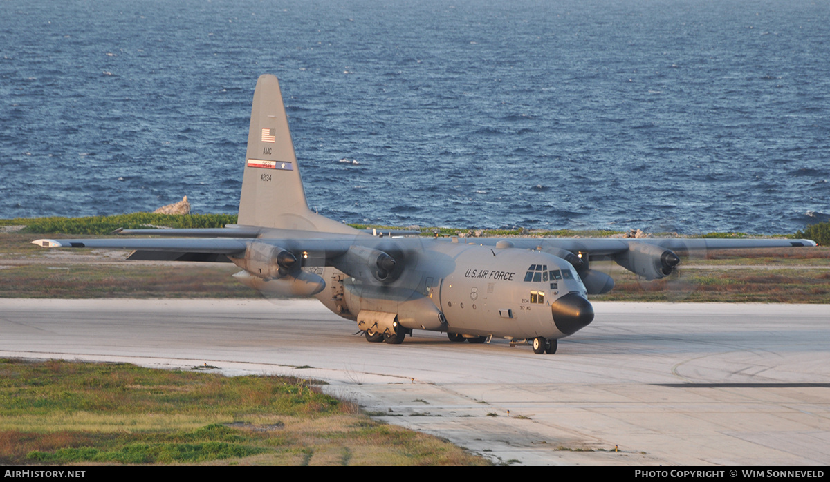 Aircraft Photo of 74-2134 / 42134 | Lockheed C-130H Hercules | USA - Air Force | AirHistory.net #671573