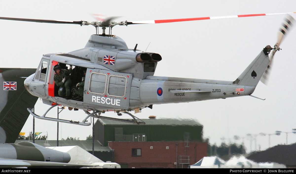 Aircraft Photo of ZJ703 | Bell 412EP Griffin HAR2 | UK - Air Force | AirHistory.net #671615