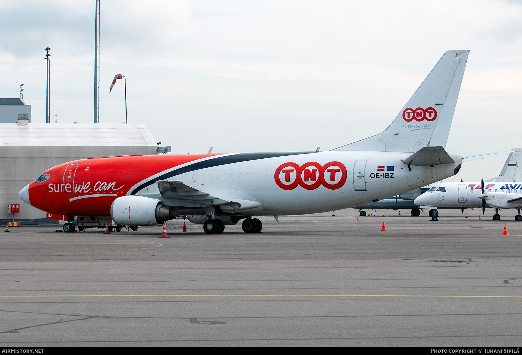 Aircraft Photo of OE-IBZ | Boeing 737-34S(SF) | TNT Airways | AirHistory.net #671644