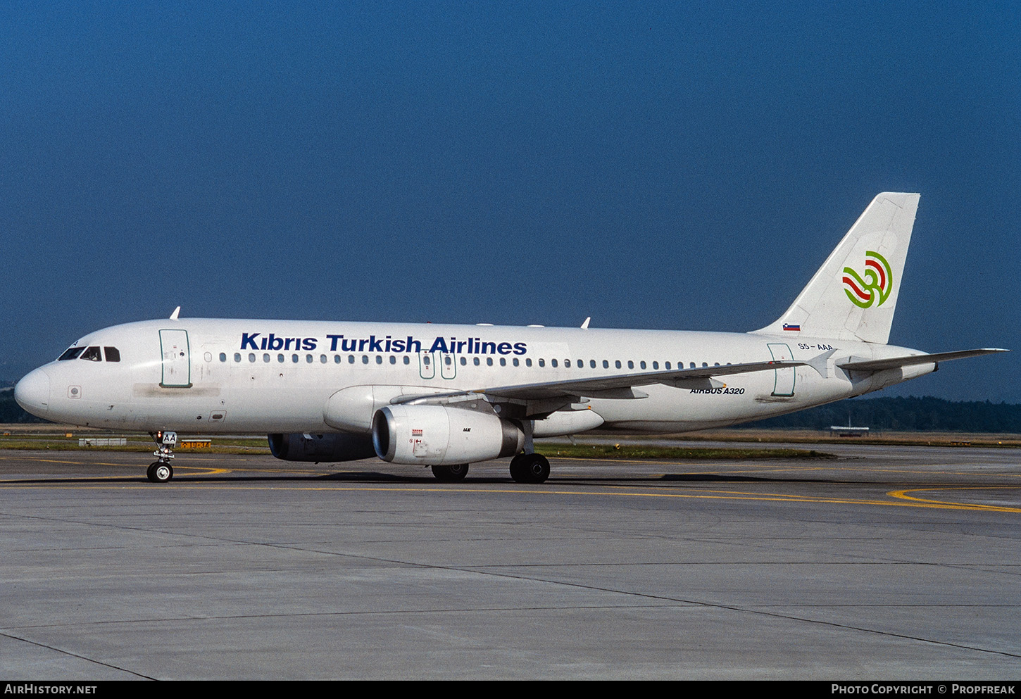 Aircraft Photo of S5-AAA | Airbus A320-231 | KTHY Kibris Turkish Airlines | AirHistory.net #671660