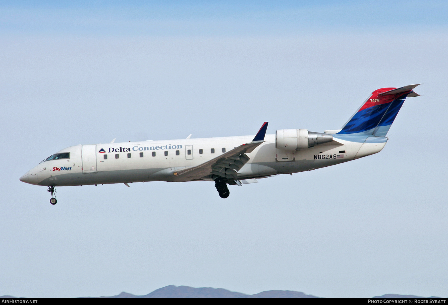 Aircraft Photo of N862AS | Bombardier CRJ-200ER (CL-600-2B19) | Delta Connection | AirHistory.net #671686