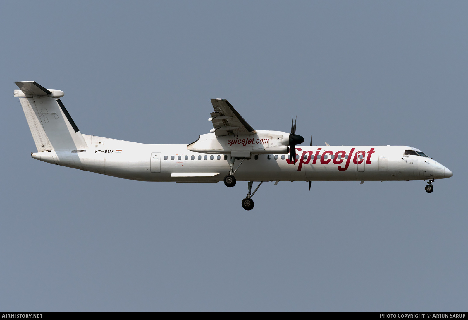 Aircraft Photo of VT-SUX | Bombardier DHC-8-402 Dash 8 | SpiceJet | AirHistory.net #671706