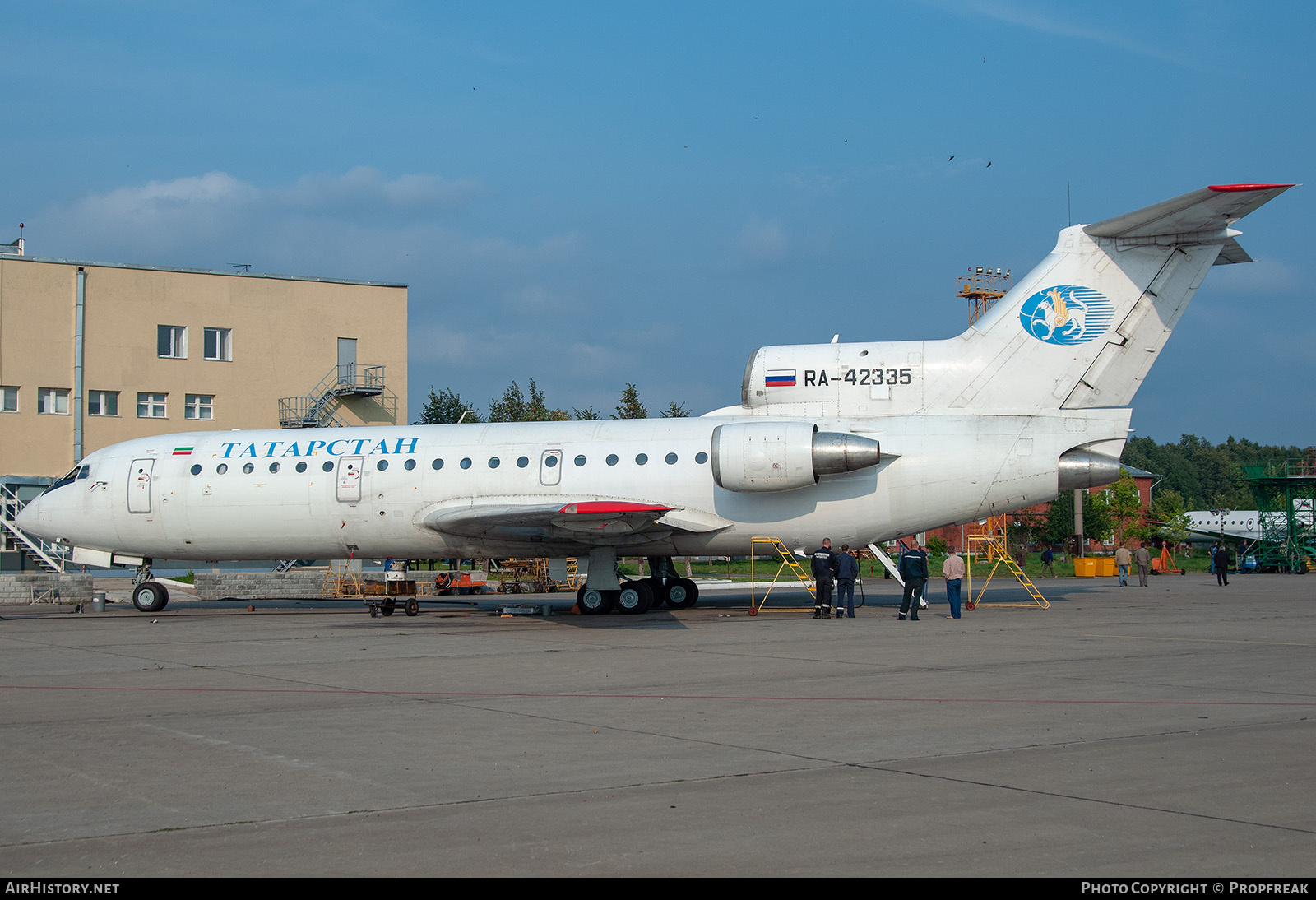 Aircraft Photo of RA-42335 | Yakovlev Yak-42 | Tatarstan Airlines | AirHistory.net #671785