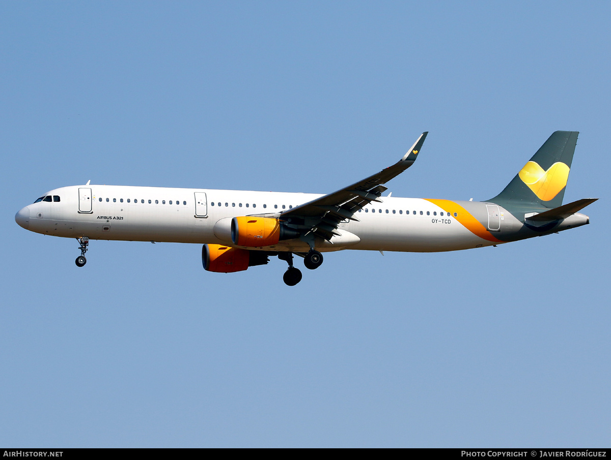 Aircraft Photo of OY-TCD | Airbus A321-211 | AirHistory.net #671820