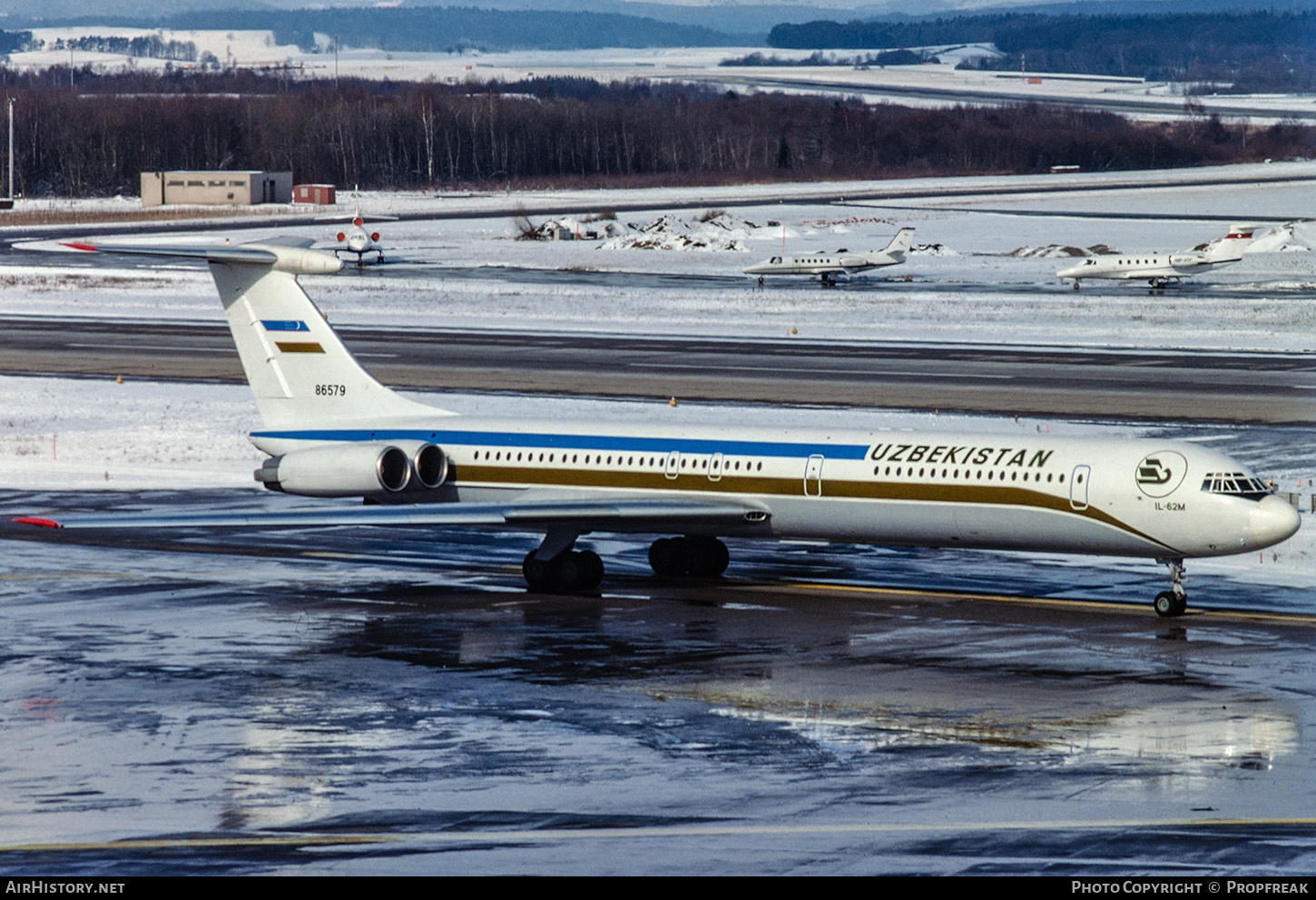 Aircraft Photo of 86579 | Ilyushin Il-62M | Uzbekistan - Government | AirHistory.net #671839