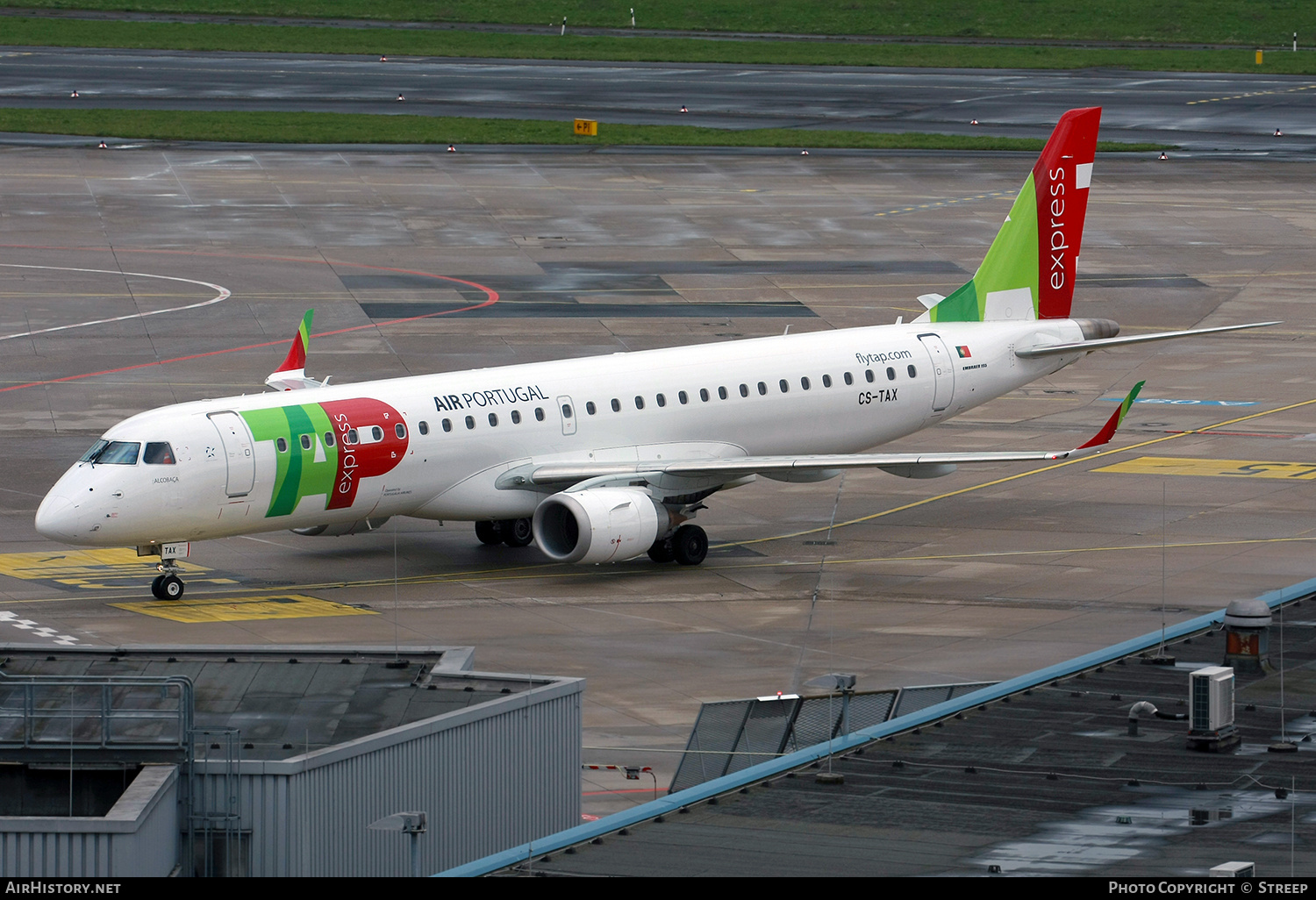 Aircraft Photo of CS-TAX | Embraer 195LR (ERJ-190-200LR) | TAP Air Portugal Express | AirHistory.net #671883