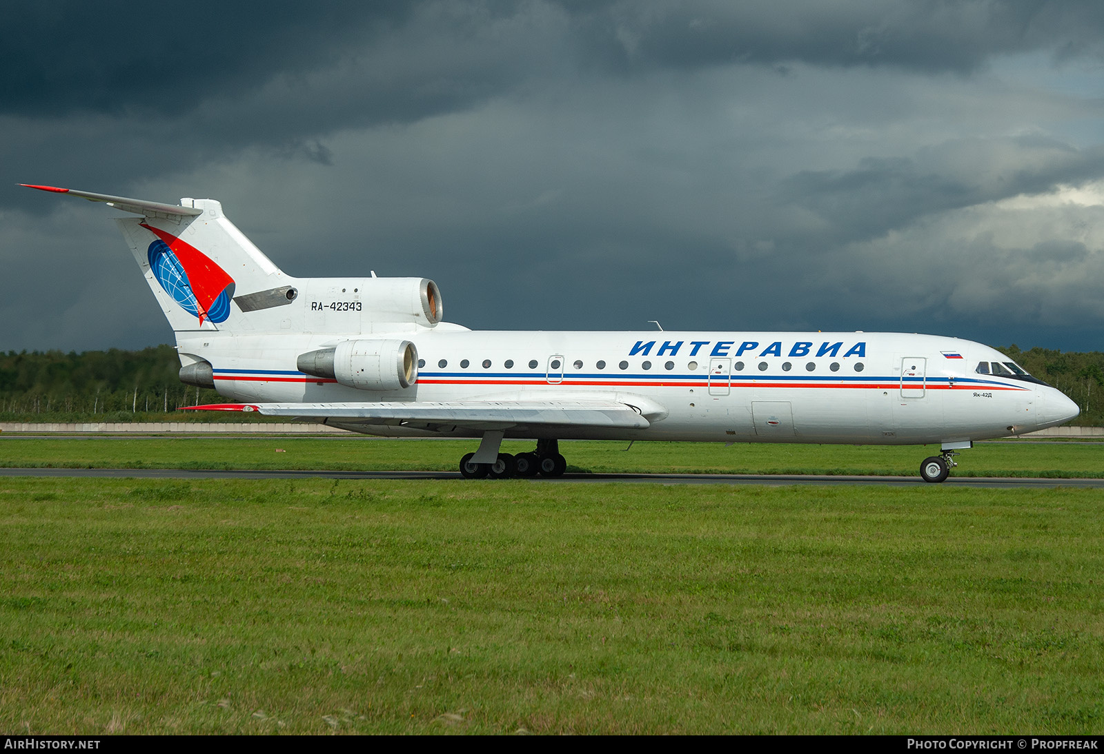 Aircraft Photo of RA-42343 | Yakovlev Yak-42D | Interavia Airlines | AirHistory.net #671985