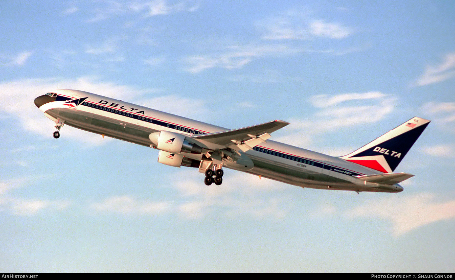 Aircraft Photo of N172DN | Boeing 767-332/ER | Delta Air Lines | AirHistory.net #672005