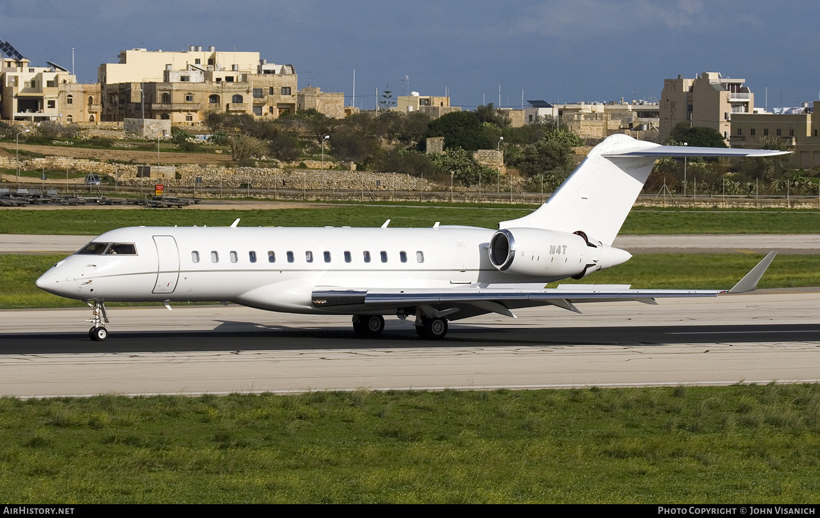 Aircraft Photo of N4T | Bombardier Global Express (BD-700-1A10) | AirHistory.net #672009