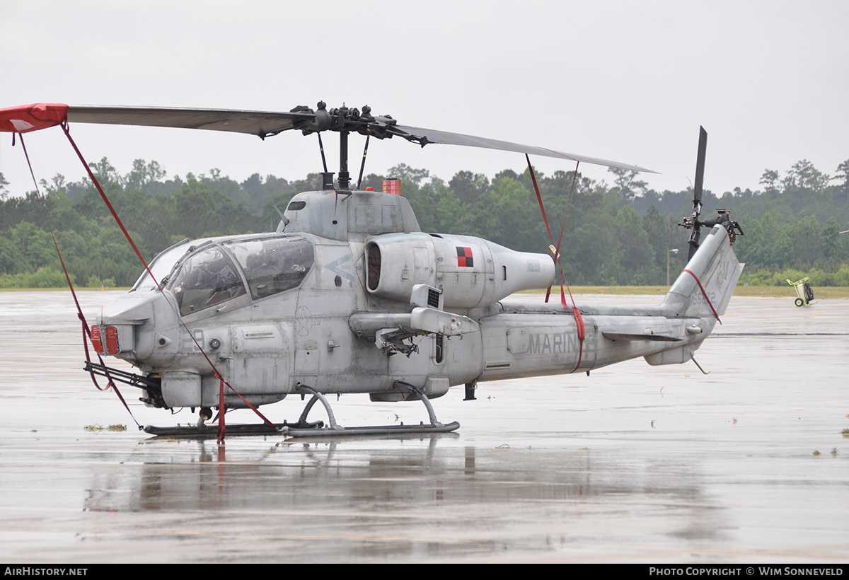 Aircraft Photo of 165272 | Bell AH-1W Super Cobra (209) | USA - Marines | AirHistory.net #672042