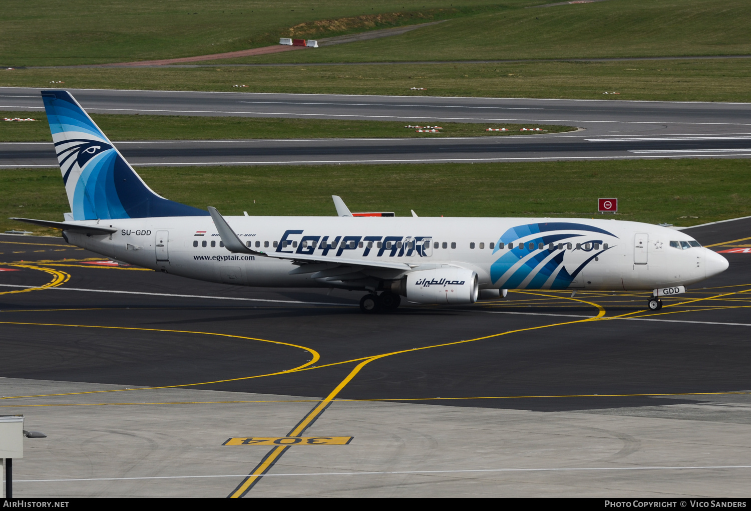 Aircraft Photo of SU-GDD | Boeing 737-866 | EgyptAir | AirHistory.net #672177