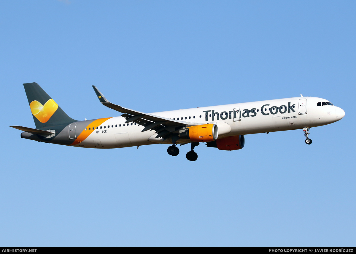 Aircraft Photo of OY-TCE | Airbus A321-211 | Thomas Cook Airlines | AirHistory.net #672214