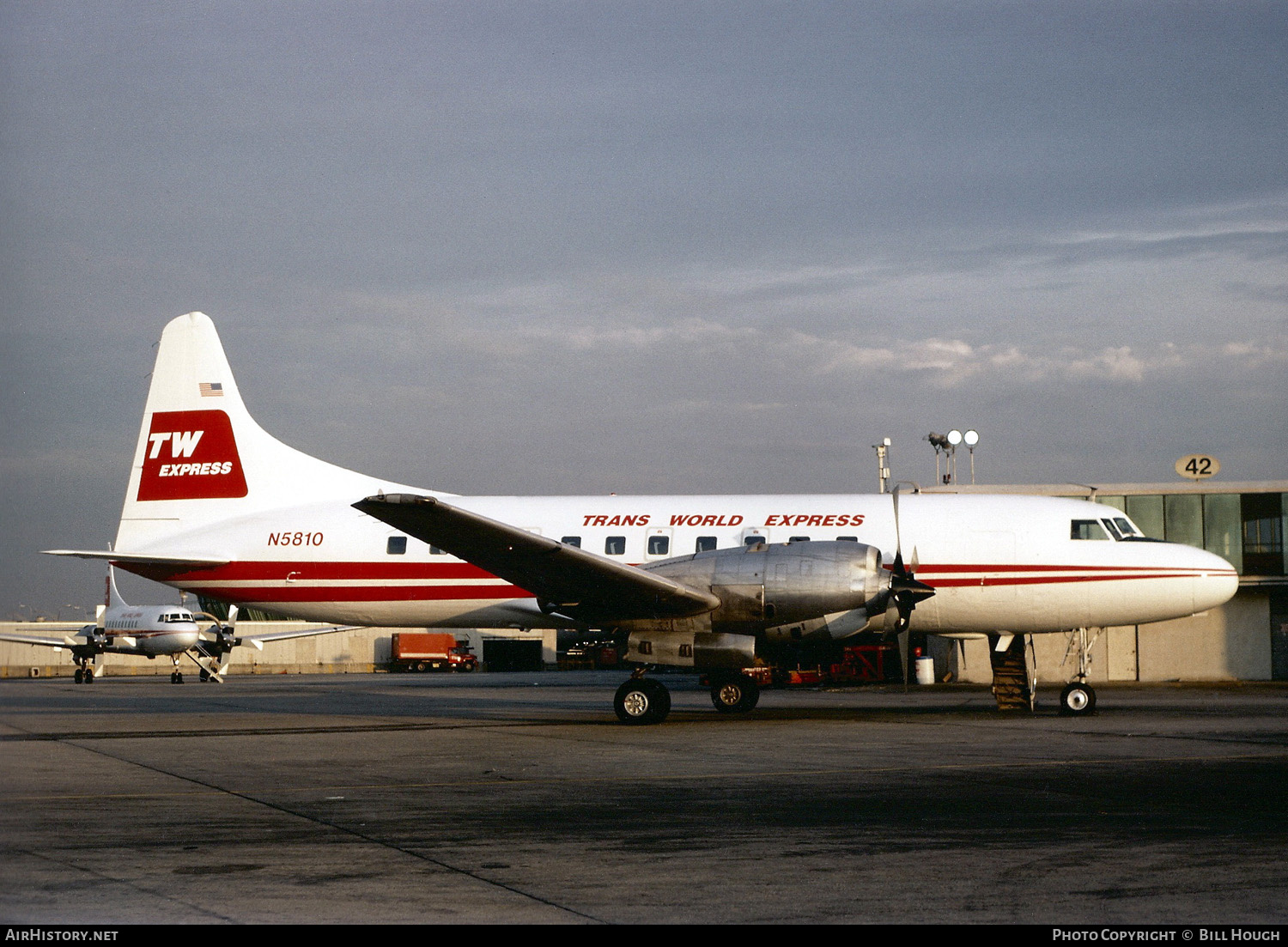Aircraft Photo of N5810 | Convair 580 | TW Express - Trans World Express | AirHistory.net #672272